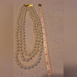 Elegant Vintage Pearl Necklace